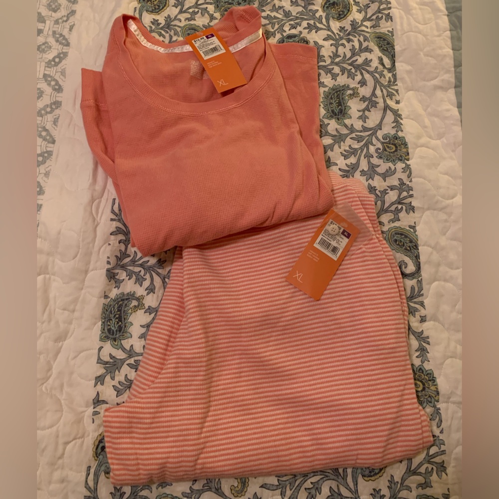 Gillian & O’Malley Pajamas Size XL Set Long Sleeve and Pants Peach Coral NWT